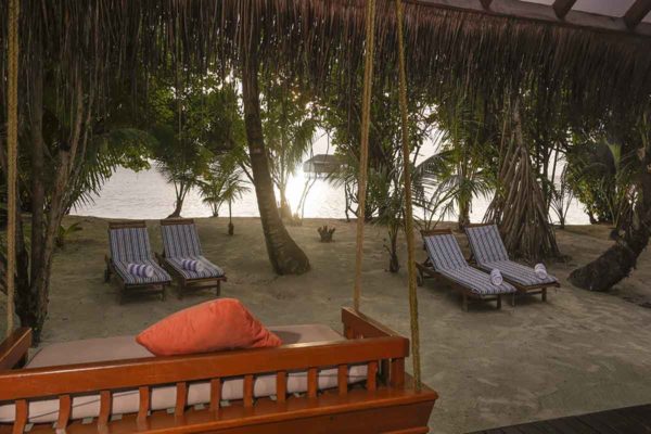 maldivespackage-Medhufushi Island Resort