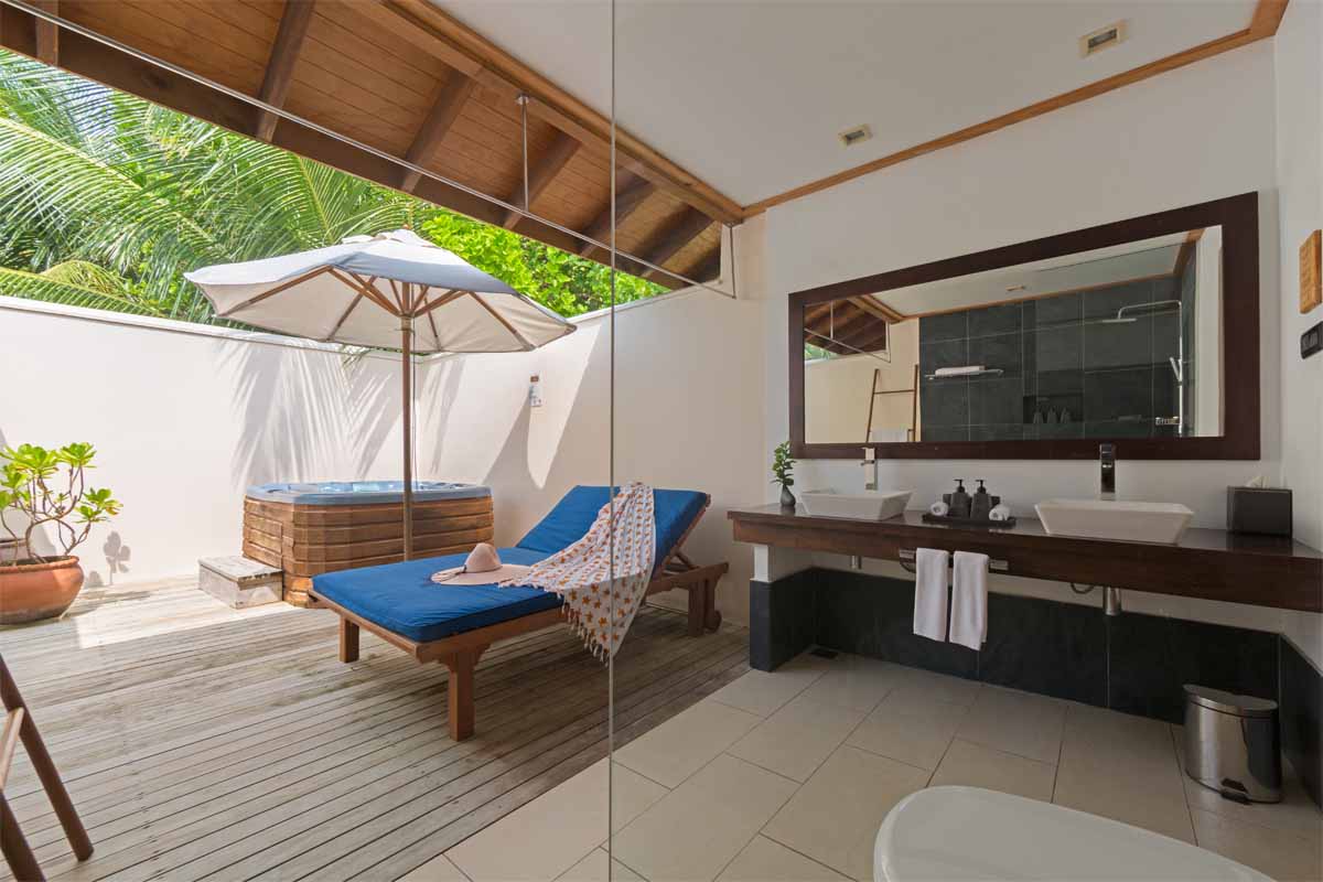 Vilamendhoo Island Resort & Spa